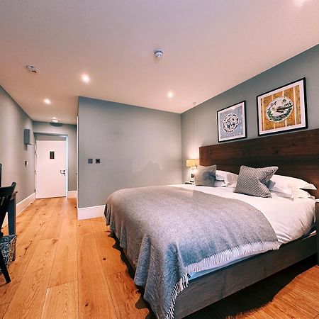 The Georgian, Haslemere, Surrey Экстерьер фото