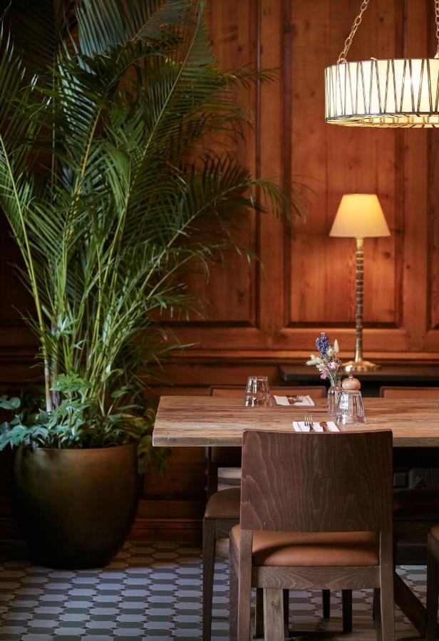 The Georgian, Haslemere, Surrey Экстерьер фото