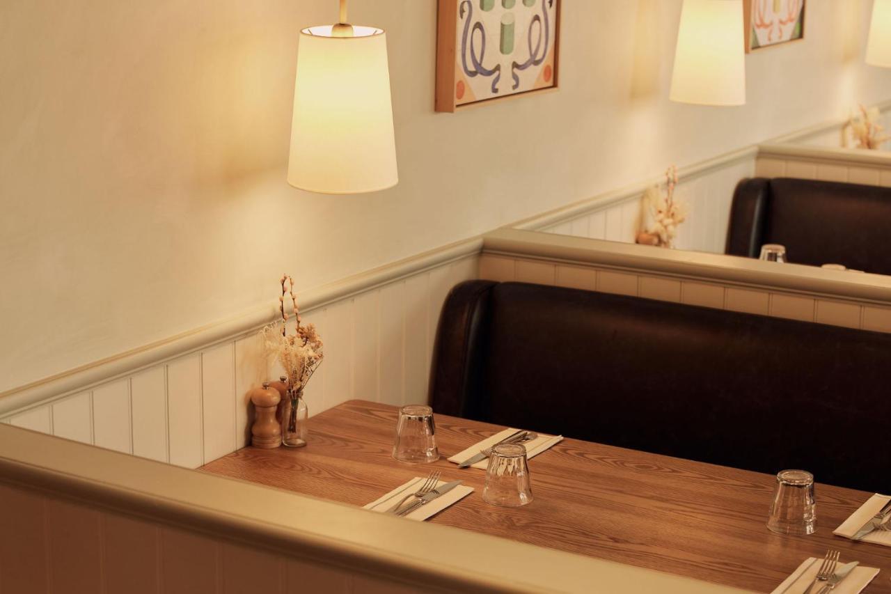 The Georgian, Haslemere, Surrey Экстерьер фото