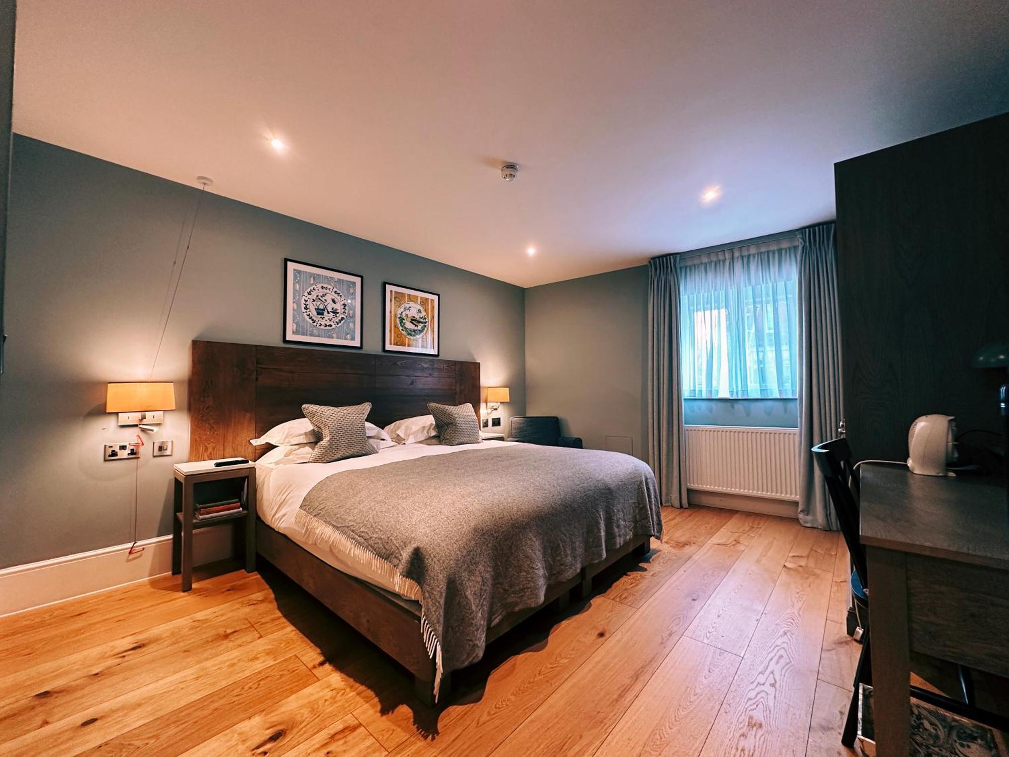 The Georgian, Haslemere, Surrey Экстерьер фото