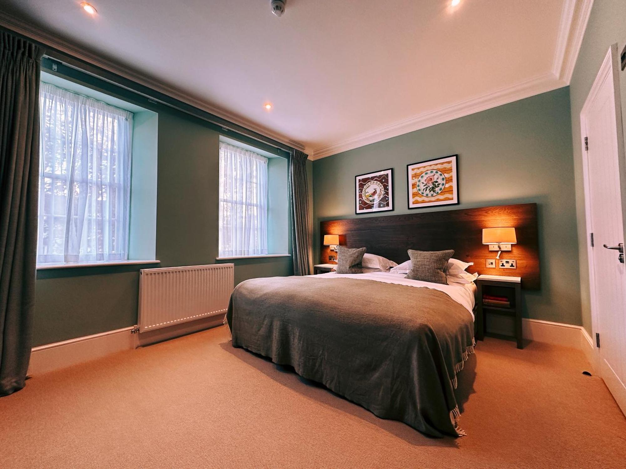 The Georgian, Haslemere, Surrey Экстерьер фото