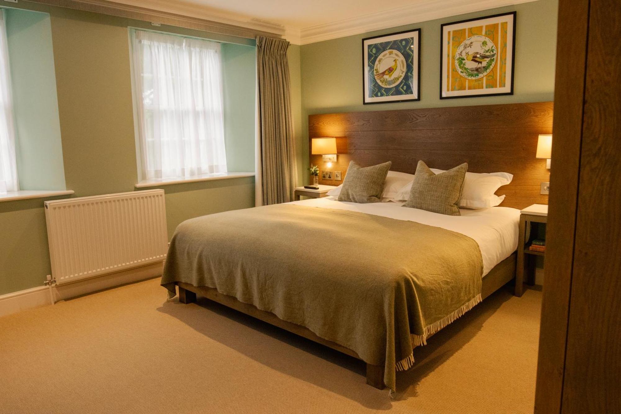 The Georgian, Haslemere, Surrey Экстерьер фото