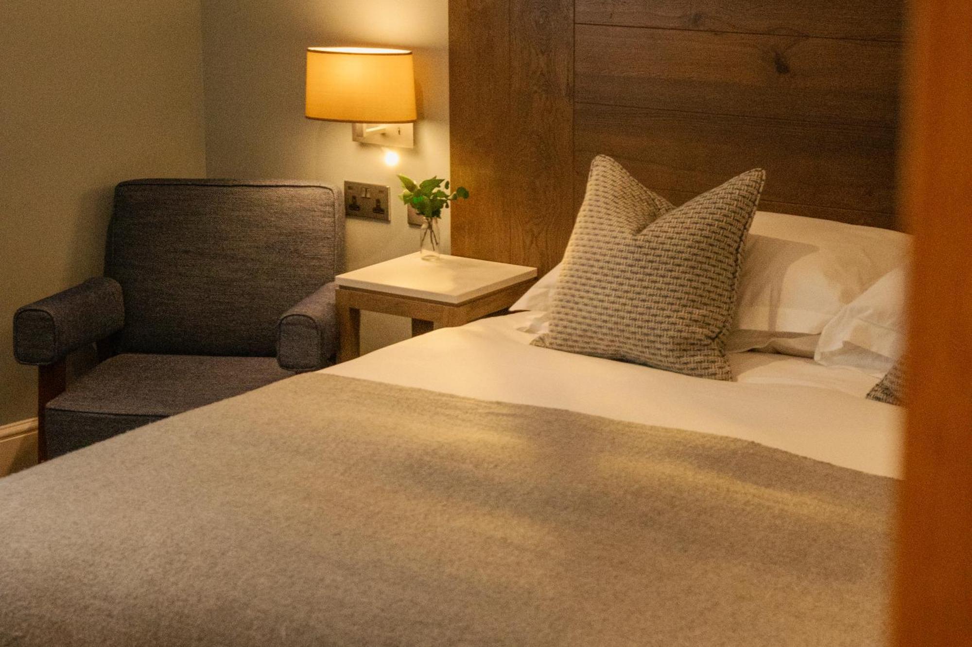 The Georgian, Haslemere, Surrey Экстерьер фото